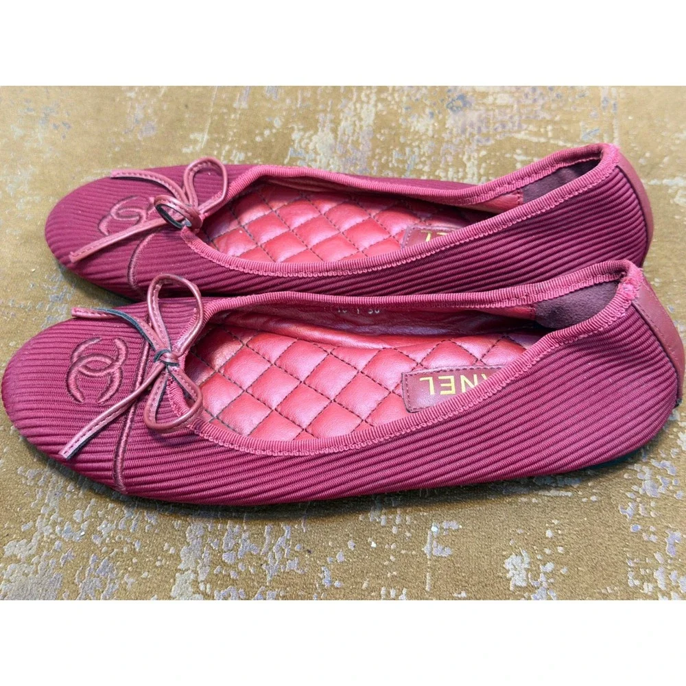 Chanel Burgundy Ribbed Fabric Quilted Leather Ballet Flats CC Logo 36 TT15-1